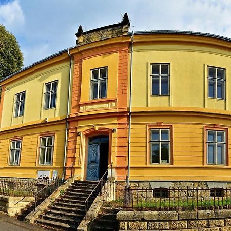 Hotel Stara Skola Mezná Exteriör bild