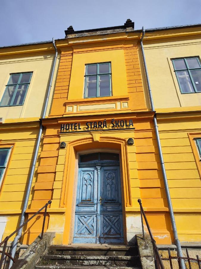 Hotel Stara Skola Mezná Exteriör bild
