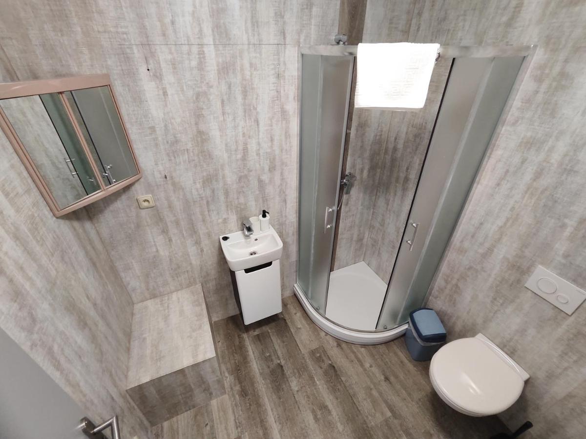 Hotel Stara Skola Mezná Exteriör bild