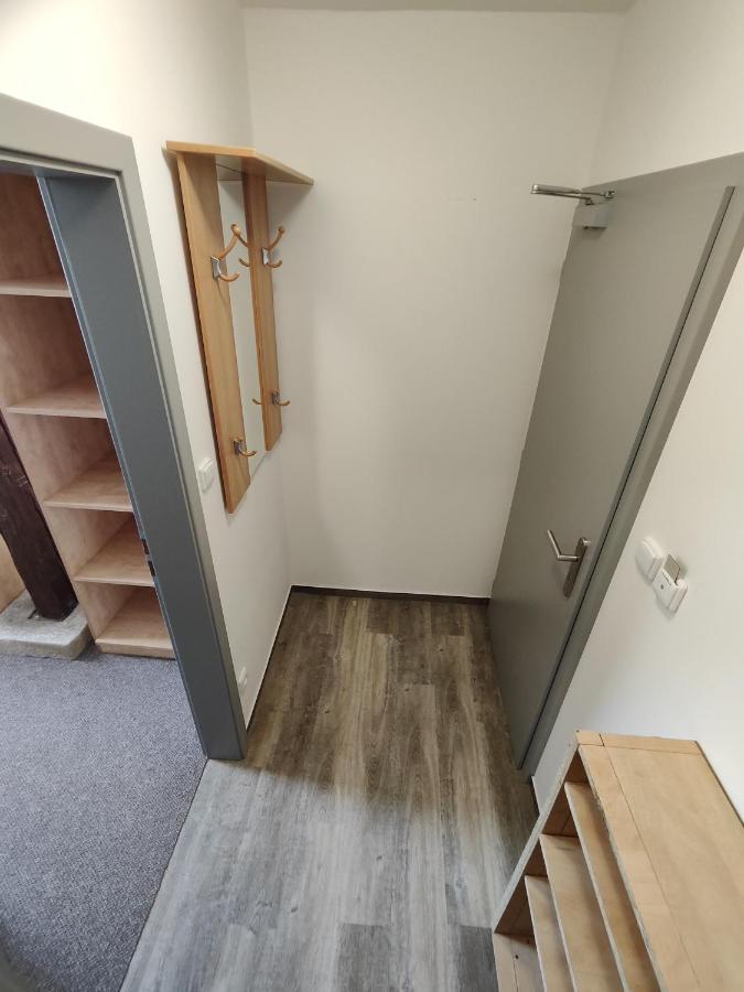 Hotel Stara Skola Mezná Exteriör bild