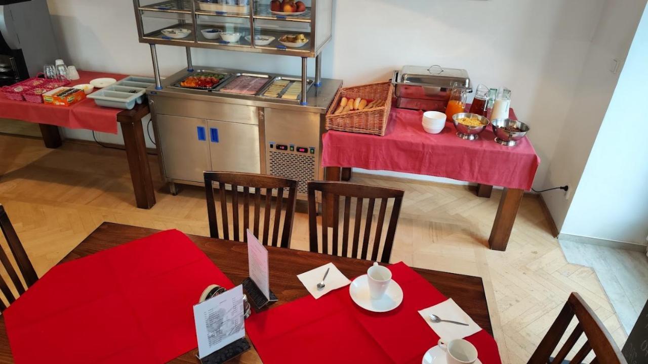 Hotel Stara Skola Mezná Exteriör bild